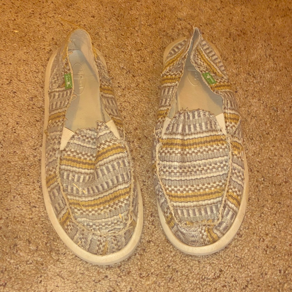 Sanuk Donna Daily Slip On Shoe